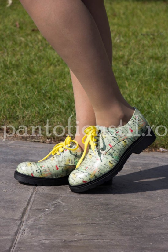 Pantofi dama din piele naturala multicolor cu siret
