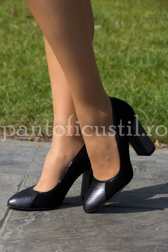 Pantofi din piele intoarsa neagra cu toc gros de 9 cm