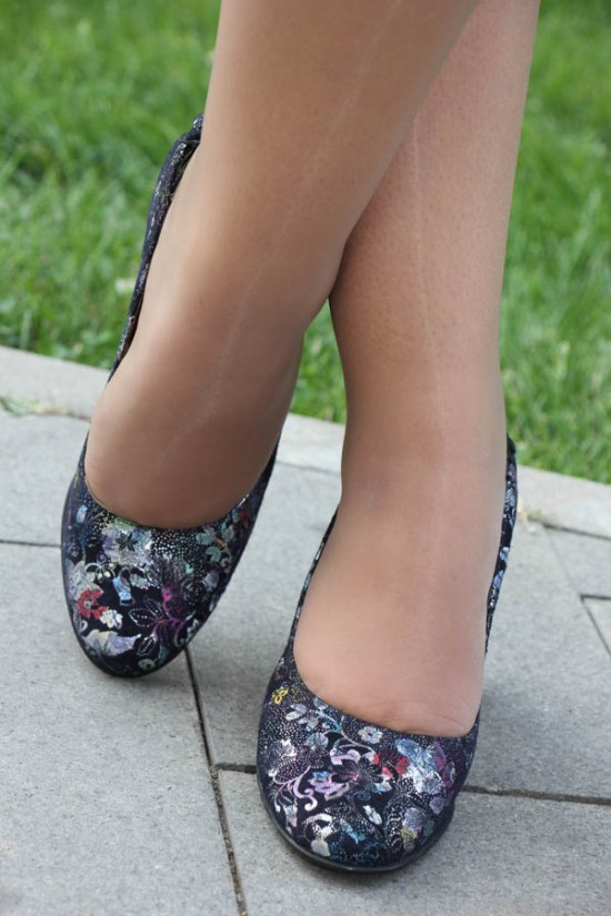 Pantofi cu imprimeu floral din piele cu toc gros